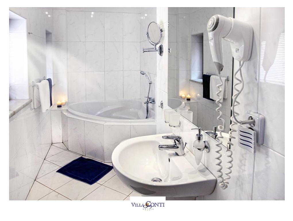 Hotel Villa Conti Пісек Екстер'єр фото